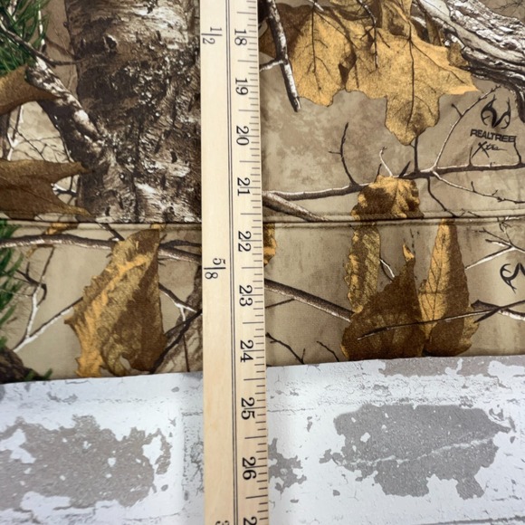 Under Armor Hoodie Women Medium Camo Pink Sweatshirt Sweater Semi Fit Real Tree - Picture 7 of 9